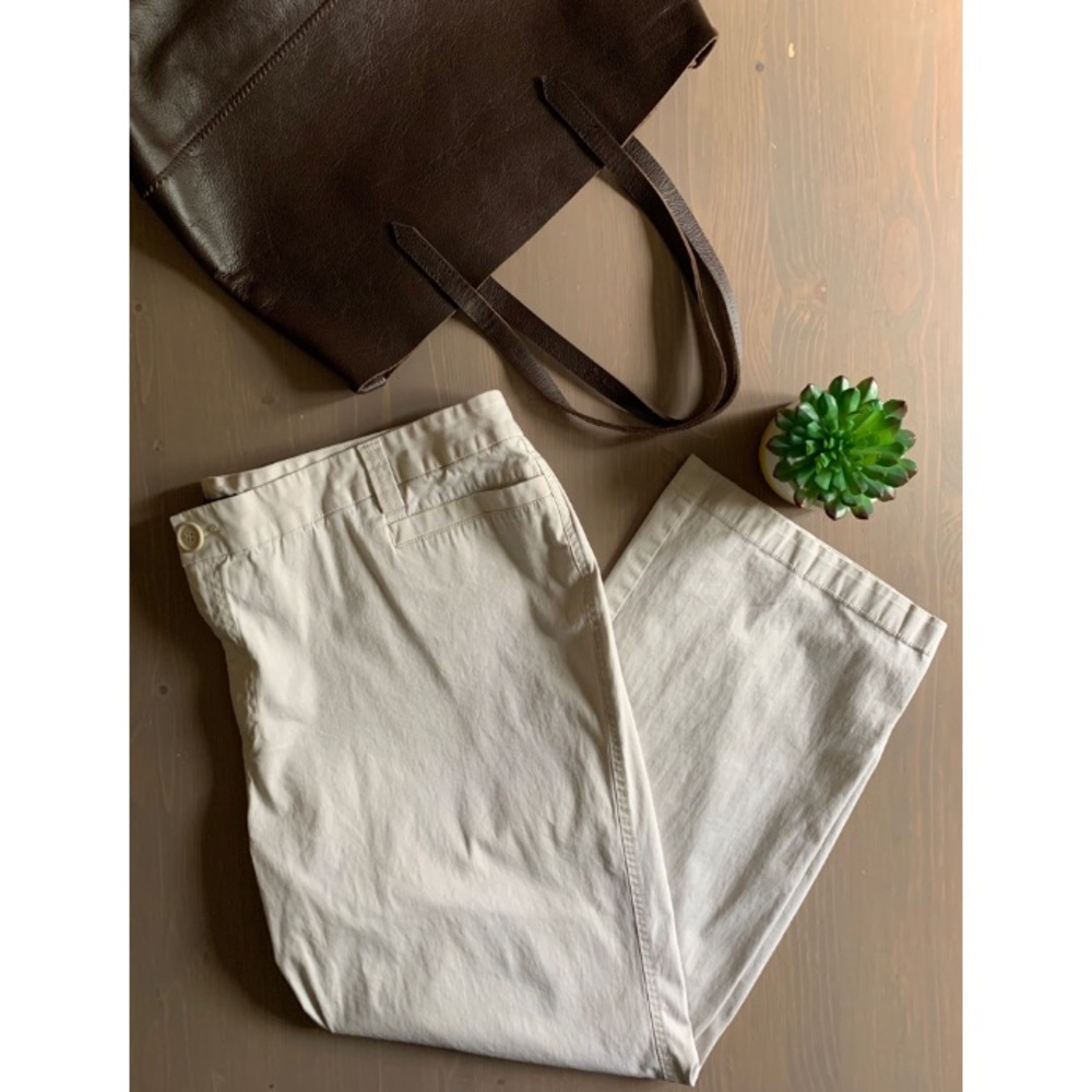 Venezia Lane Bryant Women’s Khakis Size 26 Average